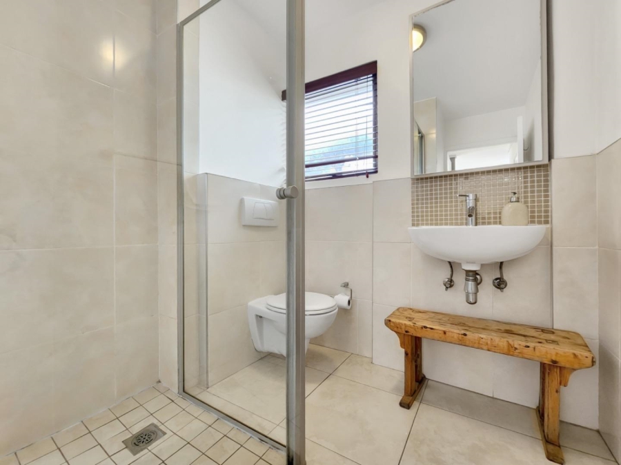 To Let 2 Bedroom Property for Rent in Sea Point Western Cape